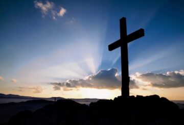 easter ewoman 0